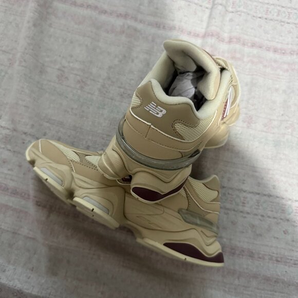 New Balance 9060 GS Cream Bone Sparrow Sports Sneaker - Picture 8 of 9